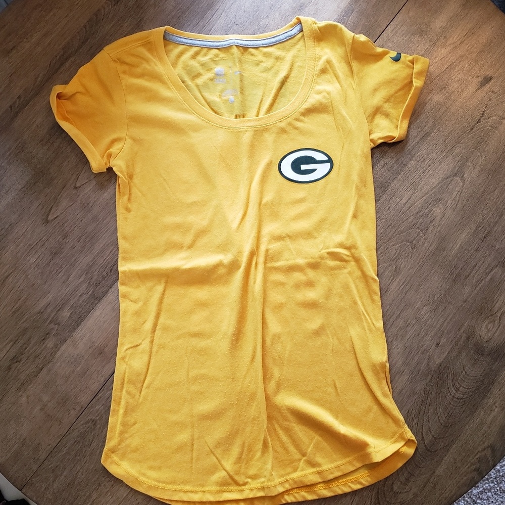 Nike Green Bay Packers T-shirt Size Small
